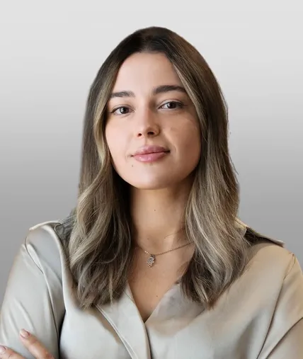 Laura T