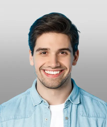 Lucas R