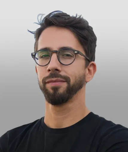 Martín R