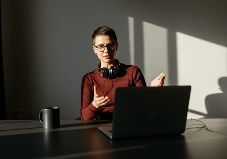 How AI Recruiting Tools Are Revolutionizing Tech Hiring—and Why It Matters Now