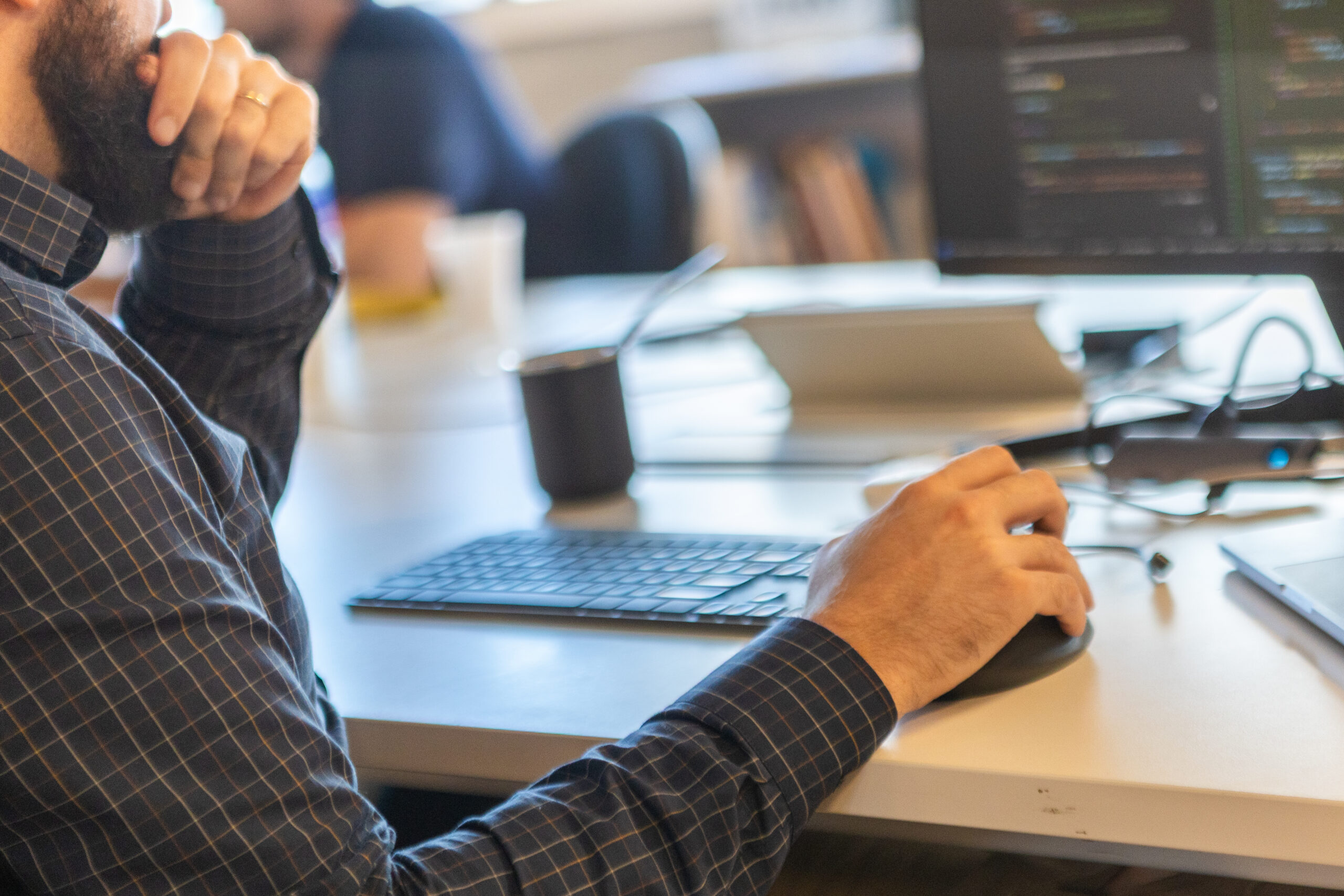 Talent Experience vs. Talent Management: A Guide for Remote Tech Teams