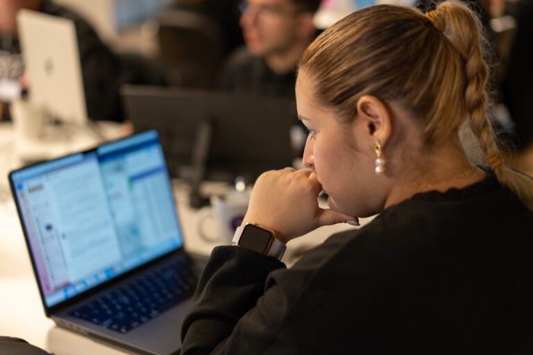 Distractions in the Workplace: How Tech Leaders Can Build Focused, High-Performing Teams