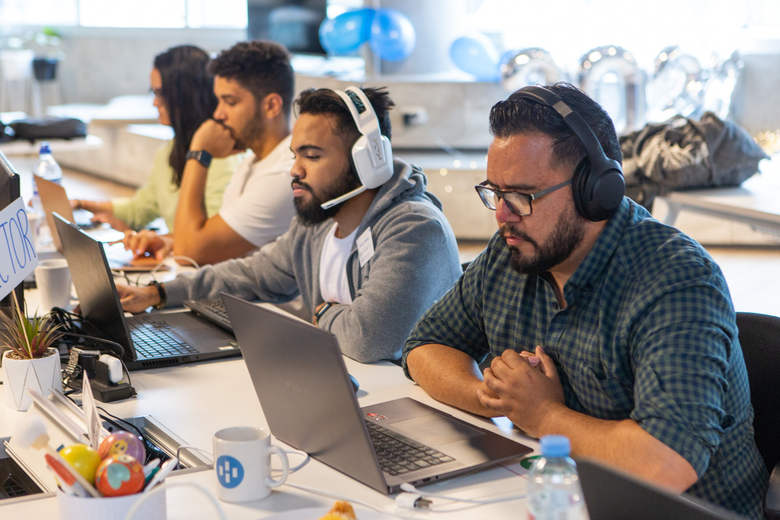 Why the Hybrid Work Model Is Actually a Recruiting Advantage… If You Know Where to Look
